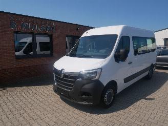 Coche accidentado Renault Master 9 PERSOONS 2022/8
