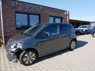 uszkodzony samochody osobowe Volkswagen Up! E-up! STYLE 2022/12
