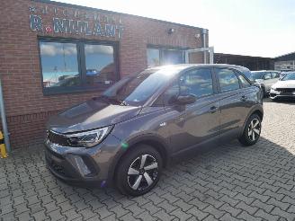 krockskadad bil auto Opel Crossland ENJOY LED 2024/1