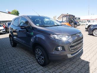 Ford EcoSport TITANIUM MOTORSCHADE picture 2