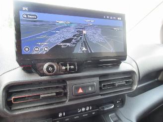 Toyota ProAce Proace City 1.5D 130pk AUT. Lang 7-Zits Climatronic Navi Camera Stoel/StuurVerwarming Keyless-Go picture 26