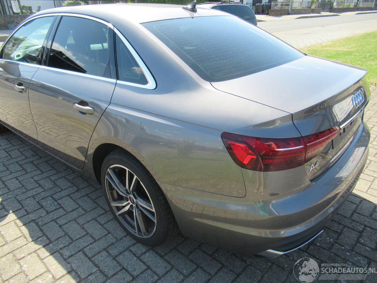 Audi A4 A4 2.0TDI S-Tronic Aut. MildHybrid Airco-Aut Navi Camera Distronic Keyless-Start Trekhaak-Klapbaar 10.800-Netto