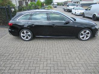 Audi A4  picture 8