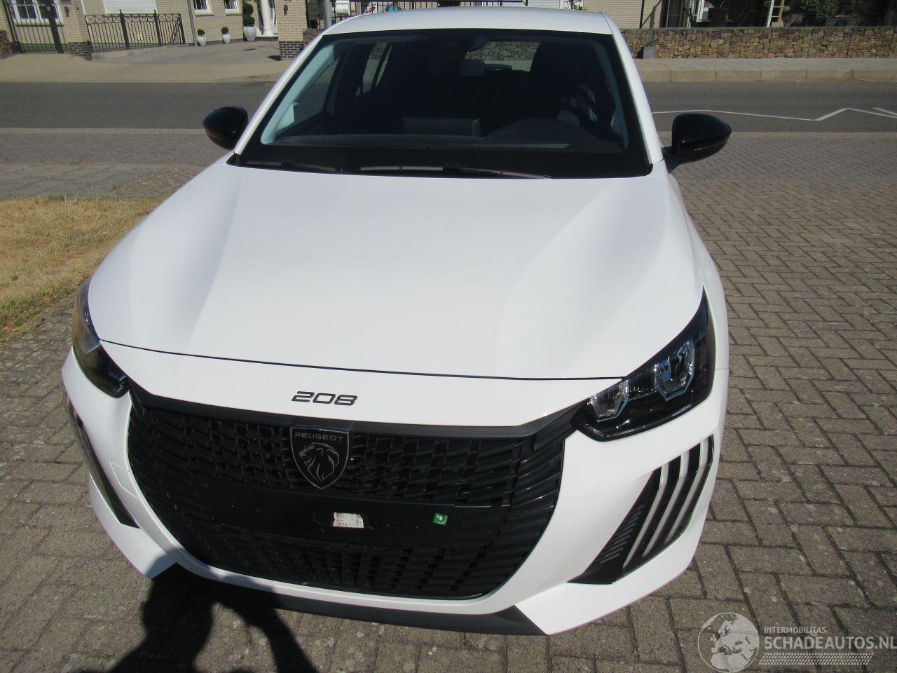 Peugeot 208 1.2 Hybrid 22.025km Klima CruiseControl Pdc Navi>Android Auto/Carplay