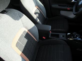 Citroën C3 Aircross 1.2 Hybrid 136pk AUT. Climat Camera Navi>Android Auto/Carplay Trekhaak .... picture 18