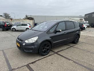 skadebil auto Ford S-Max 2.0 Trend 7P 2010/4