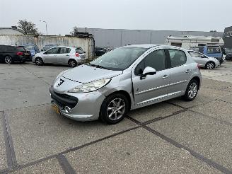 Unfallwagen Peugeot 207 1.4 VTI Urban Move 2012/2