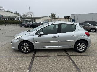 Peugeot 207 1.4 VTI Urban Move picture 21