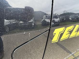 Volkswagen Transporter 2.0 TDI L2H1 DC Highline picture 24