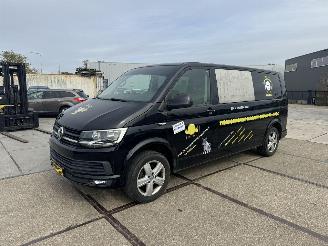  Volkswagen Transporter 2.0 TDI L2H1 DC Highline 2017/6