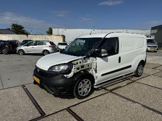 krockskadad bil bedrijf Fiat Doblo 1.6 MJ L2 H1 MAXI 2019/3