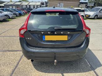 Volvo V-60 1.6 D2 R-Design picture 12