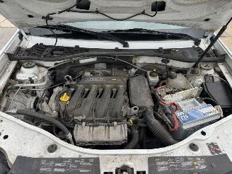 Dacia Duster 1.6 Laureate 2 wd picture 9