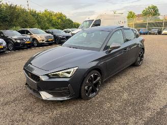 Cupra Leon Cupra Leon Pano Kuipstoelen sfeer verlichting picture 1
