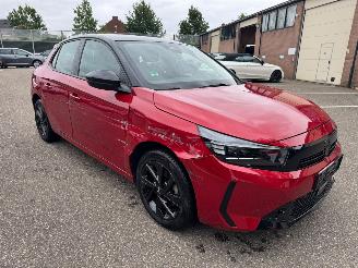 Opel  GS line Automaat led stoelverwarming achteruitrijcamera picture 4