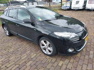 Damaged car Renault Mégane 1.5 diesel + apk 2012/7