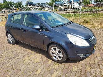 Voiture accidenté Opel Corsa 1.4i  5 deurs + apk 2009/10