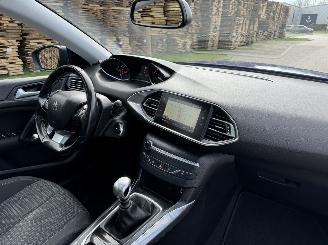 Peugeot 308 SW 1.5 BlueHDI 96kw Clima - Navi - Euro6 picture 16