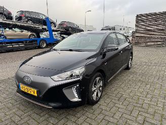 skadebil auto Hyundai Ioniq EV  Clima - Navi 2018/3