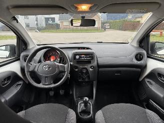 Toyota Aygo 1.0 VVT-i 51Kw AIRCO picture 11