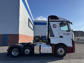 Mercedes Actros 2446 picture 2