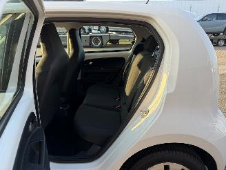 Volkswagen Up!  picture 11