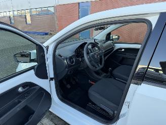 Volkswagen Up! 1.0 48kw Clima picture 15