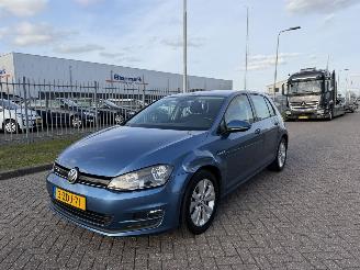 Volkswagen Golf 1.6 TDI 81kw AIRCO - NAVI picture 4
