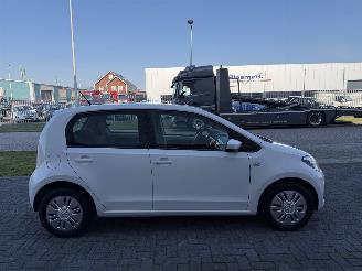 Volkswagen Up! 1.0 44kw AIRCO picture 2