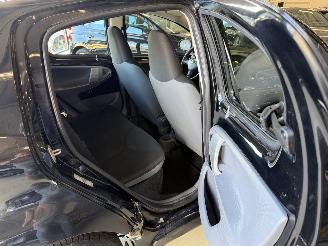 Toyota Aygo 1.0 12V AIRCO picture 16