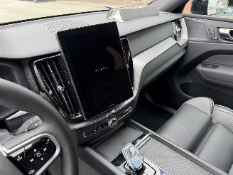 Volvo Xc-60 2.0 T8 AWD Plug-in Hybrid Black Edition picture 17
