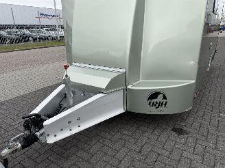 -  RJH  Paardentrailer met living picture 54