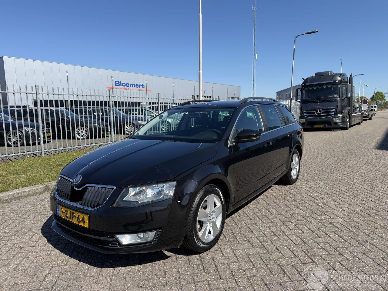 Skoda Octavia 1.6 TDI 77Kw Clima - NAVI