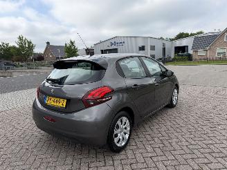 Peugeot 208 1.6 HDI 74Kw Navi - Airco picture 6