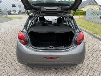 Peugeot 208 1.6 HDI 74Kw Navi - Airco picture 23