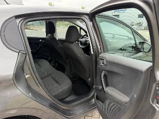 Peugeot 208 1.6 HDI 74Kw Navi - Airco picture 28