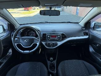 Kia Picanto 1.2 CVVT 63Kw  AIRCO picture 14