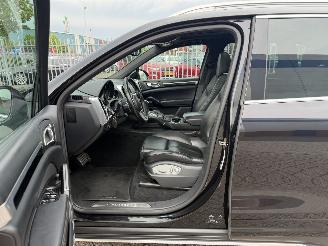 Porsche Cayenne 3.0 S E-Hybrid picture 9