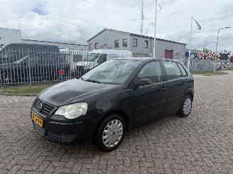 Unfallwagen Volkswagen Polo 1.4 16V AIRCO 2008/7