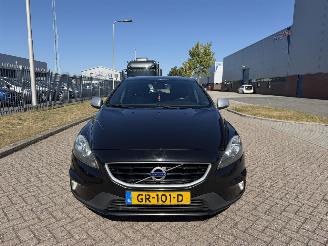 Volvo V-40 2.0 D2 88Kw picture 8