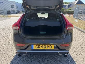 Volvo V-40 2.0 D2 88Kw picture 14