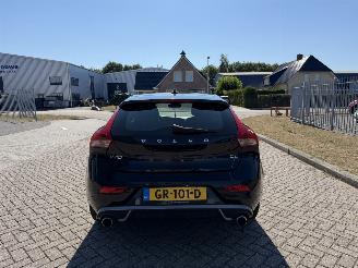 Volvo V-40 2.0 D2 88Kw picture 7