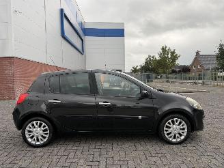 Schadeauto Renault Clio 1.2 TCE 74kw CLIMA 2008/3