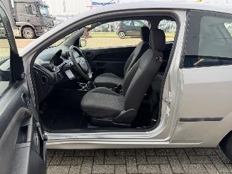Ford Fiesta 1.3  Style picture 10