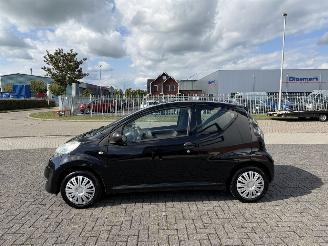 Vaurioauto  passenger cars Citroën C1 1.0 12V Seduction 2011/2