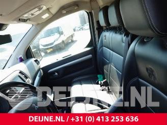 Peugeot Expert Expert (V1/VA/VB/VE/VF/VT/VY), Van, 2016 2.0 Blue HDi 180 16V picture 23