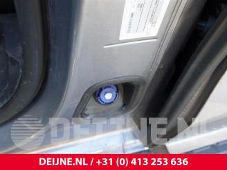 Peugeot Expert Expert (V1/VA/VB/VE/VF/VT/VY), Van, 2016 2.0 Blue HDi 180 16V picture 20