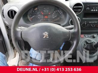 Peugeot Partner Partner (GC/GF/GG/GJ/GK), Van, 2008 / 2018 1.6 HDI 90 picture 24