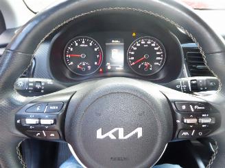 Kia Stonic Drive picture 14