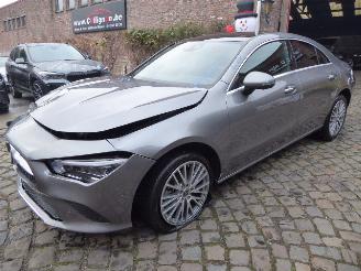 skadebil auto Mercedes Cla-klasse 250e Hyb 2022/11